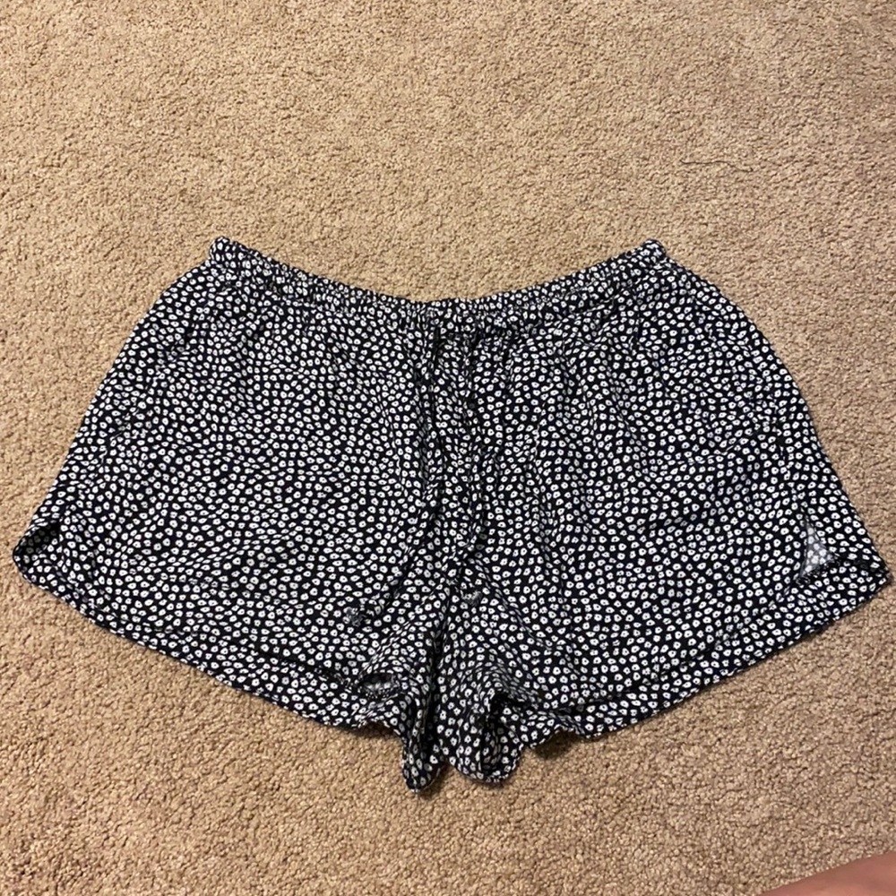 American Eagle floral soft shorts